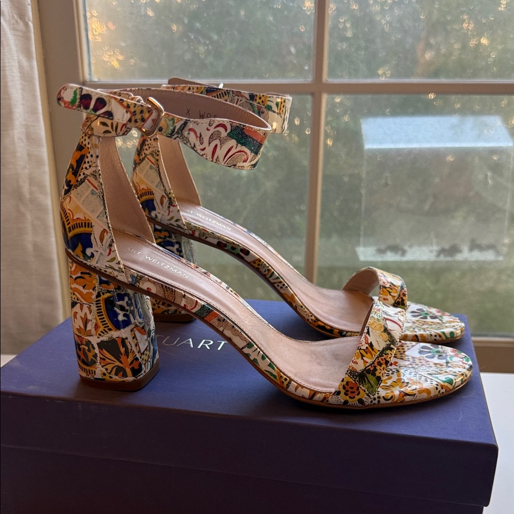 Stuart Weitzman Women's Patterned Heels - Picture 2 of 6